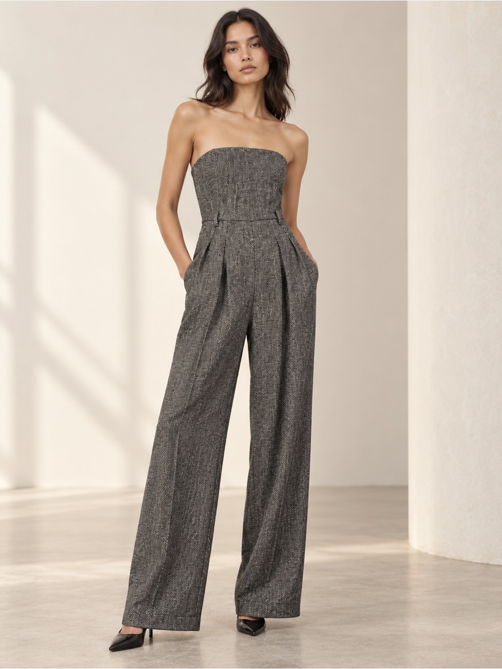Black Halo Strapless Wide Leg Jumpsuit Size 8 Black White Textured
